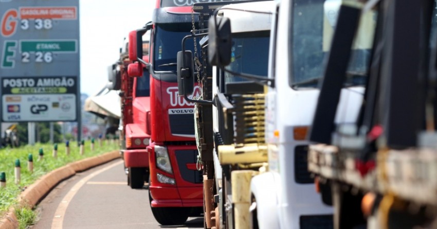 lei dos caminhoneiros