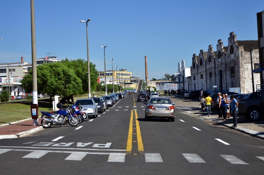 Avenida das Indústrias também passa a ter mão única