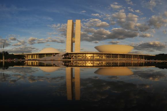 Câmara paga 150 mil a deputados com mandato de 30 dias