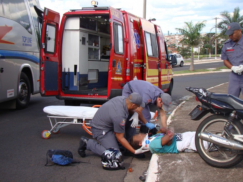 Rotina de acidentes: Bombeiros tem muito trabalho em Marília