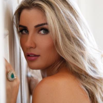 Aline Gotschalg aumenta próteses de silicone para a final do ‘BBB 15’