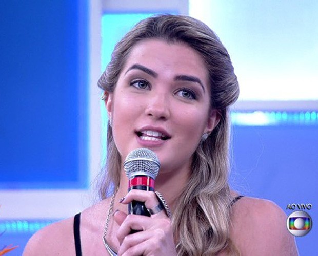 BBB 15: Aline detona Fernando e dispara: ‘Estou solteira’