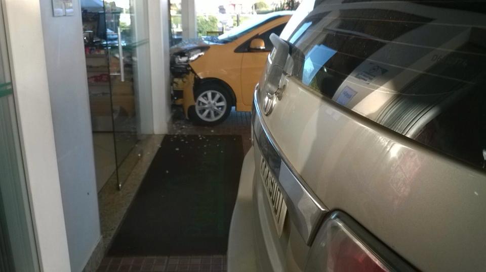 11186479_1004200776265099_480431157_n