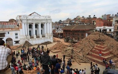 Facebook faz apelo para vítimas no Nepal