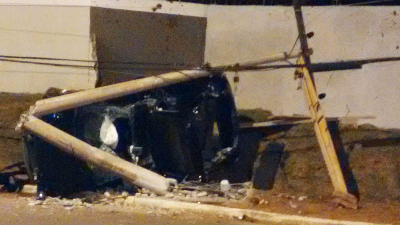 Homem morre em grave acidente na zona leste de Marília • Marília Notícia