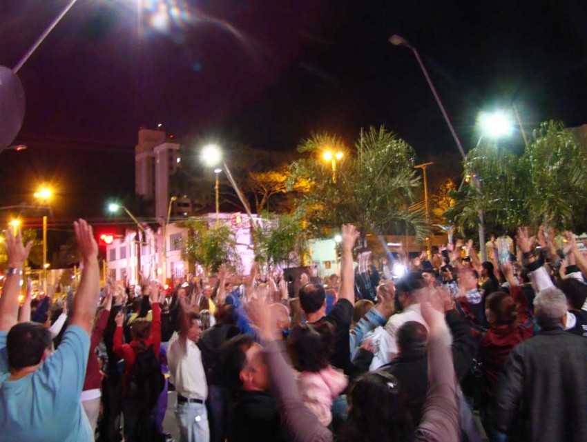 Servidores municipais decidem pela greve em Marília