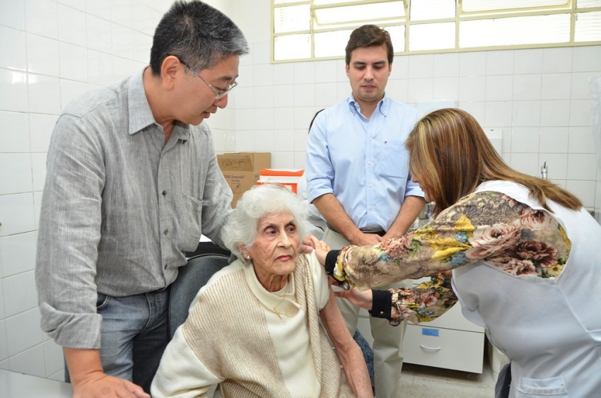 Prefeito inaugura reforma da UBS Alto Cafezal