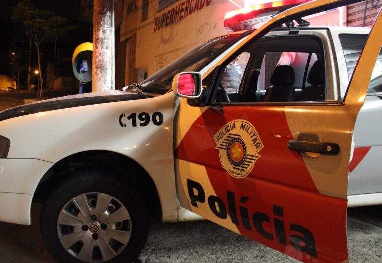 Bêbado provoca acidente de moto e acaba preso