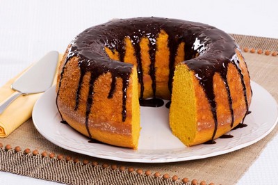 Bolo de cenoura com chocolate pode ser light!