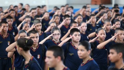 PM assume escola violentíssima e a transforma em modelo