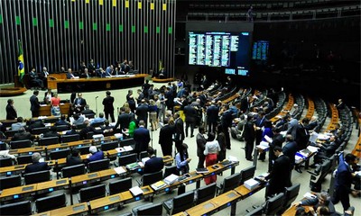 Câmara retoma votação da reforma política essa semana