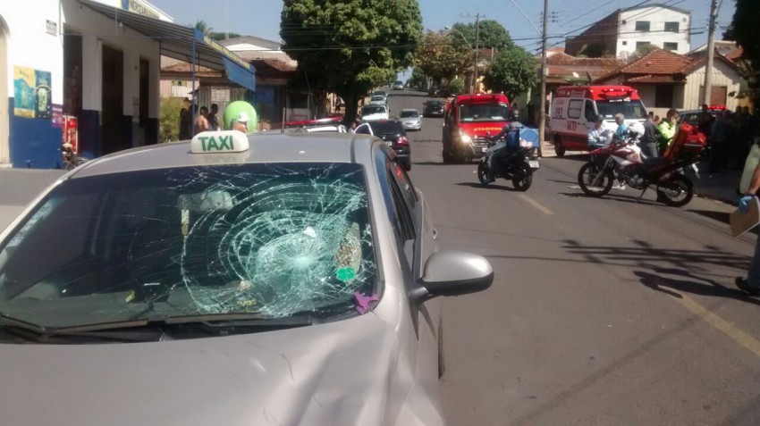 Crianças são atropeladas em grave acidente na zona leste