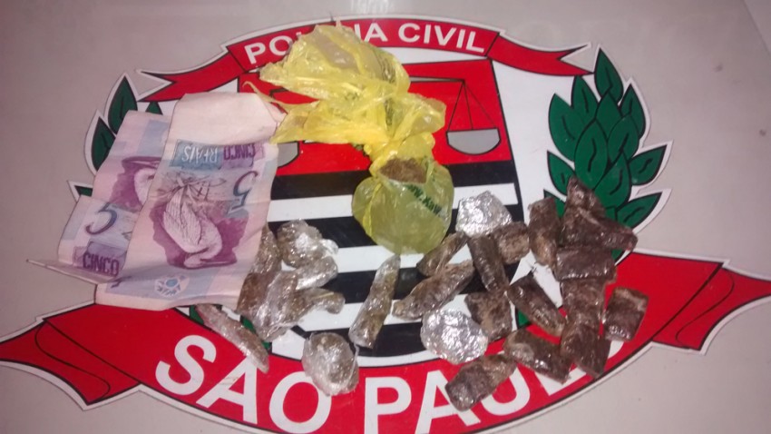 Servente é preso com maconha no bairro Marina Moretti