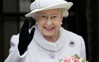 Estado Islâmico planeja assassinar rainha Elizabeth II