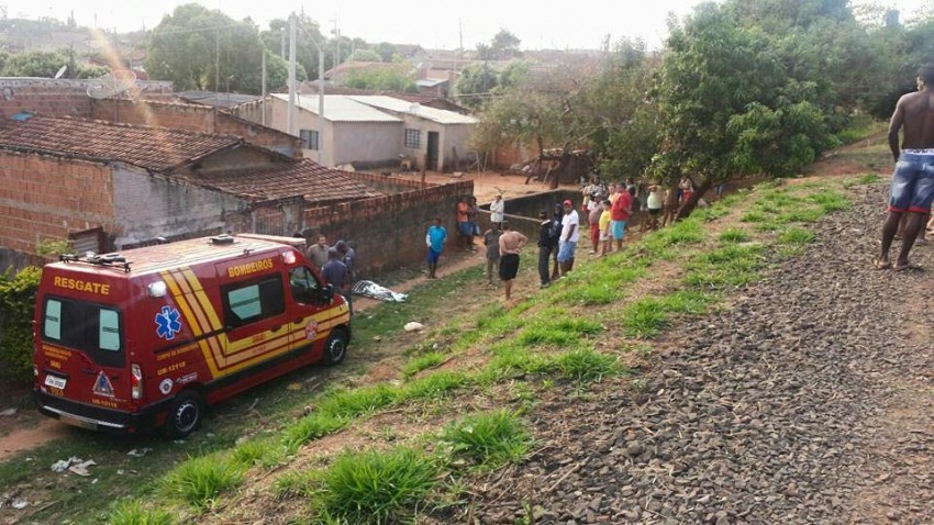 Homem morre após ser apedrejado na região