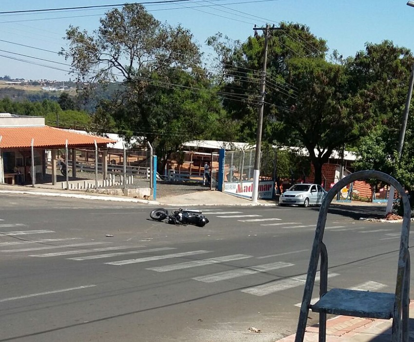 Acidentes e incêndio mobilizam Bombeiros em Marília