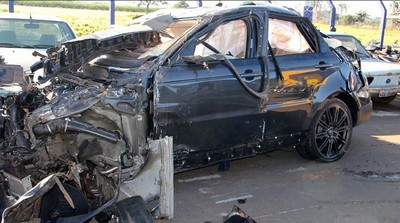 Carro de Cristiano Araújo estava a 179 km/h ao capotar