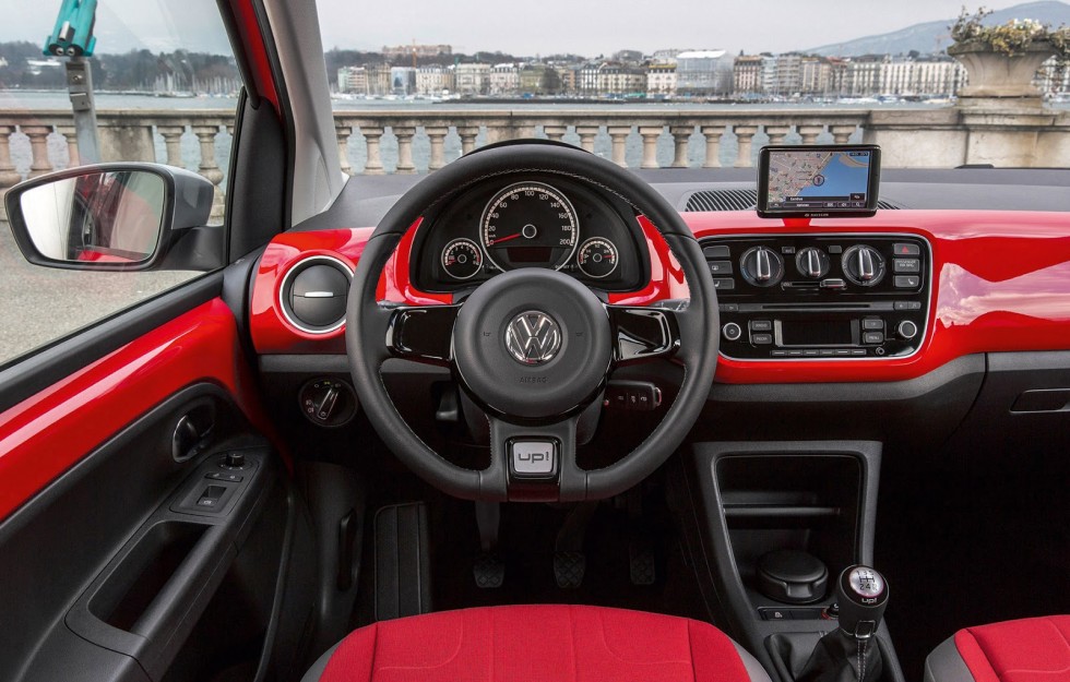 VW-Up-2013-interior
