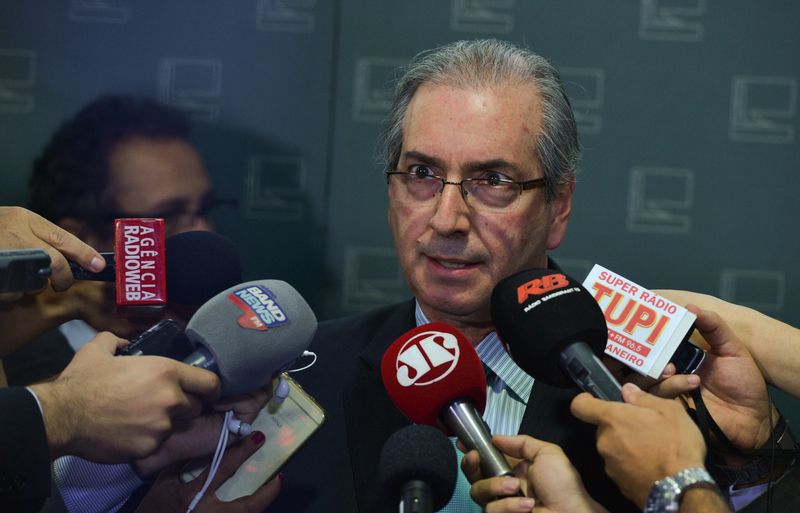 Cunha diz que não renuncia à presidência da Câmara