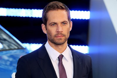 Filha de Paul Walker processa Porsche por acidente