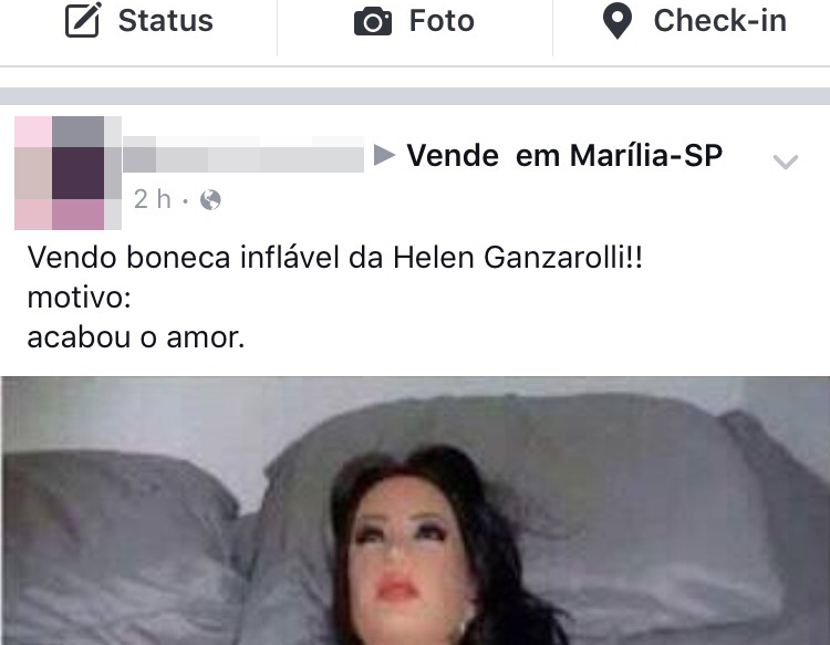 Marilienses se divertem com venda de boneca inflável