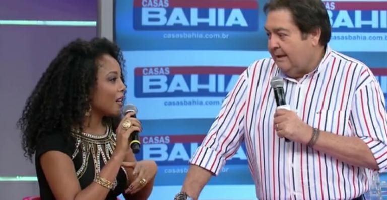 img-702256-negra-li-e-faustao20151116081447669121