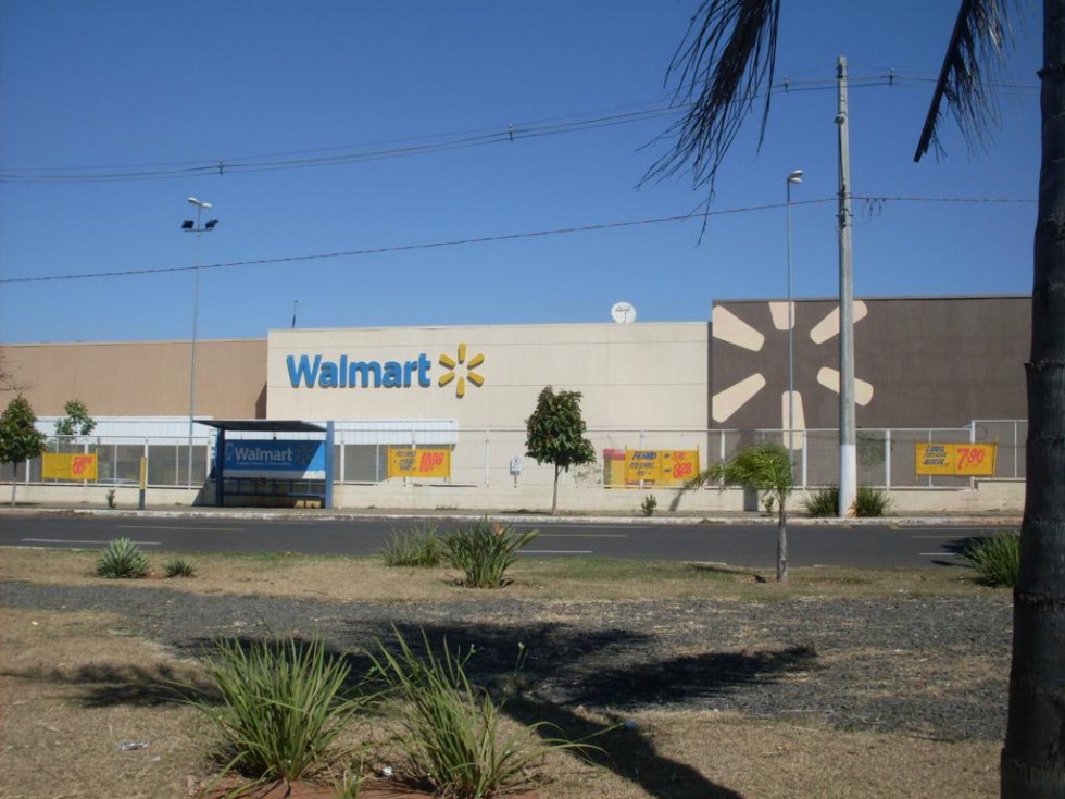 Walmart confirma fechamento em Marília
