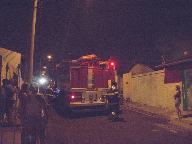 Fogo atinge escola na zona sul de Marília