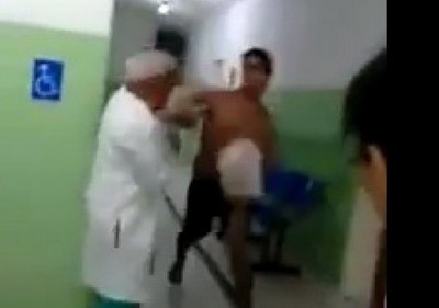 Cansado de esperar, paciente espanca médico em hospital