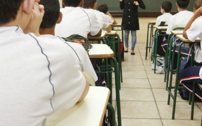 Estudante é condenado por criar boatos sobre professor