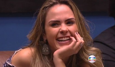 Expulsa do BBB, Ana Paula pode ser contratada pela Globo