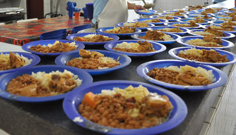 Operação contra fraude da merenda prende sete em SP