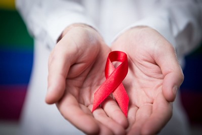 Médicos fazem 1º transplante entre pacientes com HIV