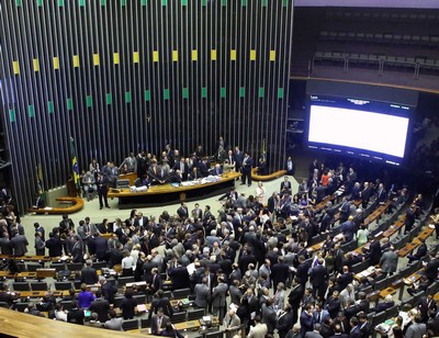 Processo da Comissão do Impeachment pode parar no STF