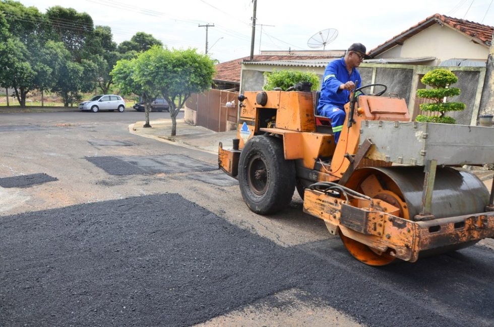 Zona oeste terá ‘tapa buracos’ neste sábado