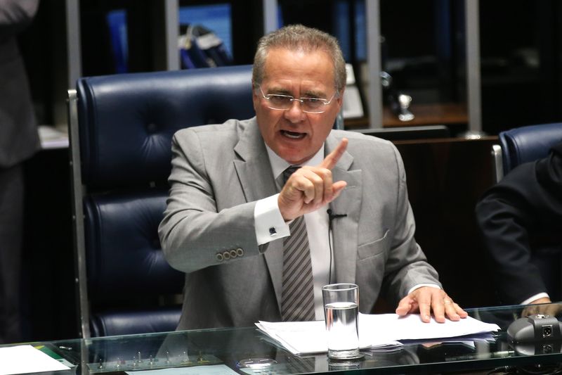 Brasília - Presidente do Senado, Renan Calheiros, mantém o trâmite normal do processo de impeachment da presidenta Dilma no Senado  (Fabio Rodrigues Pozzebom/Agência Brasil)