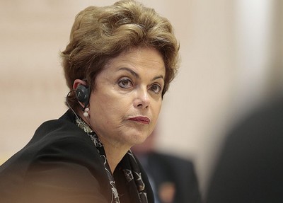 Se Dilma sair, mais de 700 pessoas devem ser demitidas