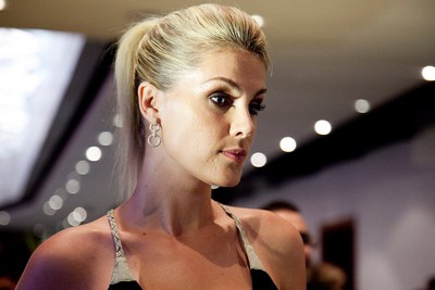 Após atentado, Ana Hickmann se afasta da TV