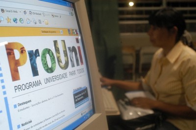 ProUni: termina prazo para confirmar informações