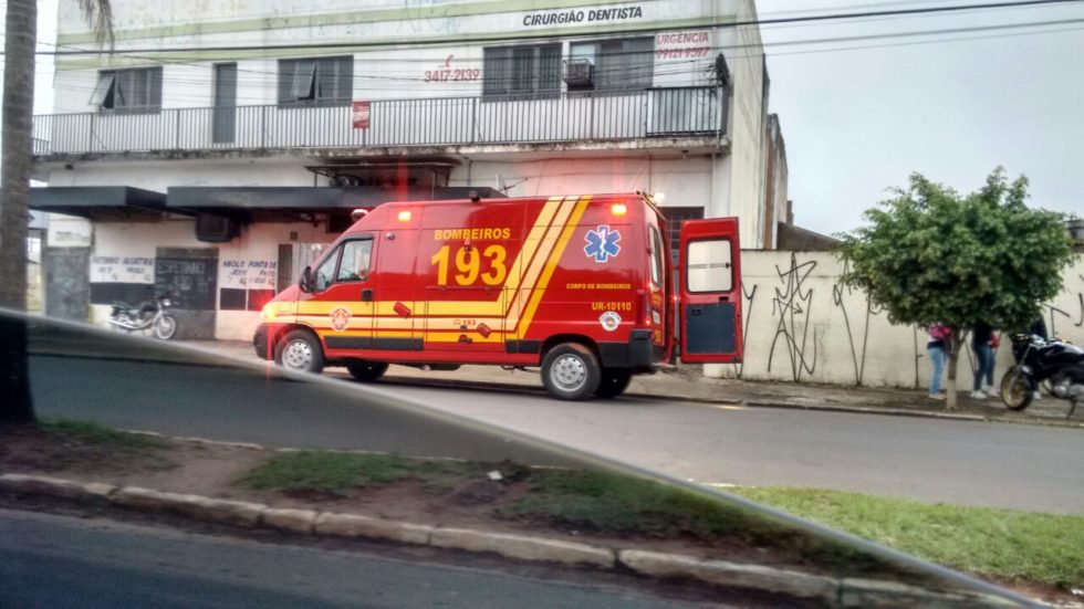 Motociclista se fere em acidente na zona sul