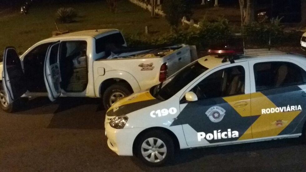 Polícia apreende uma tonelada de maconha