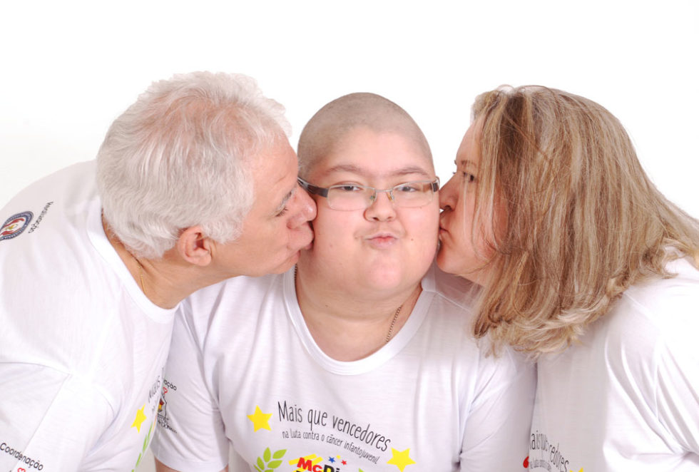 Famílias relatam luta contra o câncer em Marília
