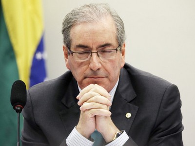 Eduardo Cunha se desestabiliza e chora