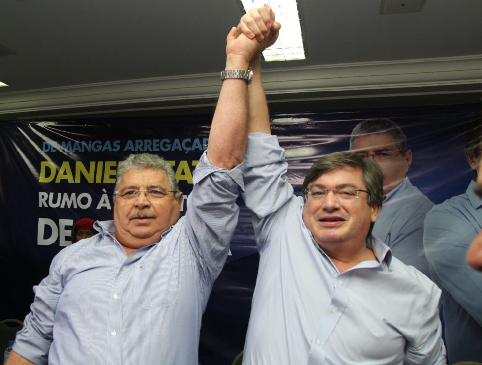 Daniel e Tato se lançam candidatos a prefeito e vice