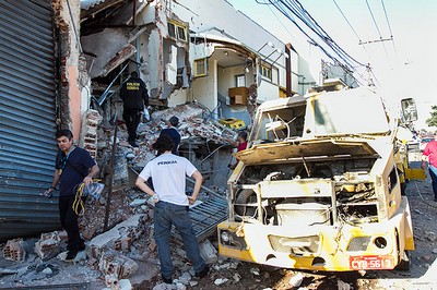 Assalto a empresa de valores termina em “cena de guerra”