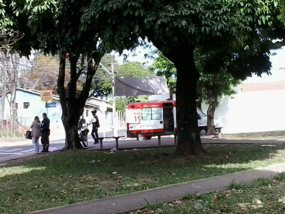 Motociclista se fere em acidente na zona norte