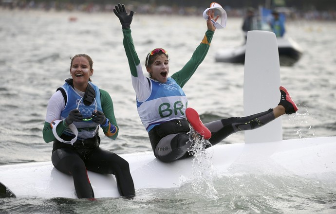 Martine e Kahena vencem na vela e conquistam ouro