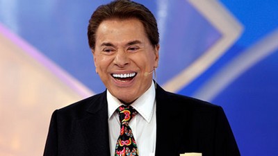 Silvio Santos erra com criança em programa e é criticado