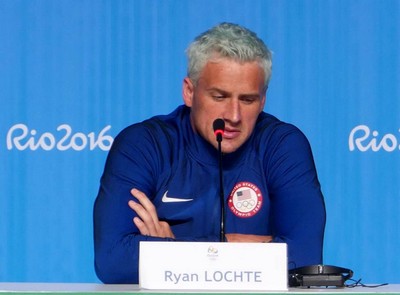 Marca rompe contrato com Lochte e doa ao Brasil