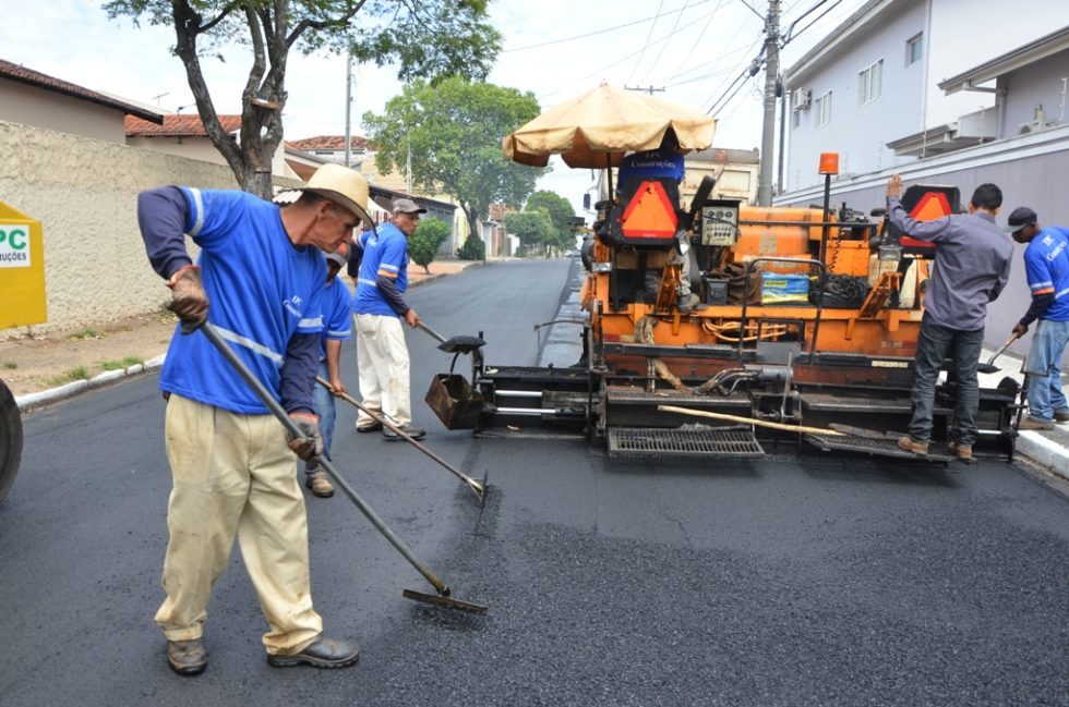 A “eficiência” da máquina pública local